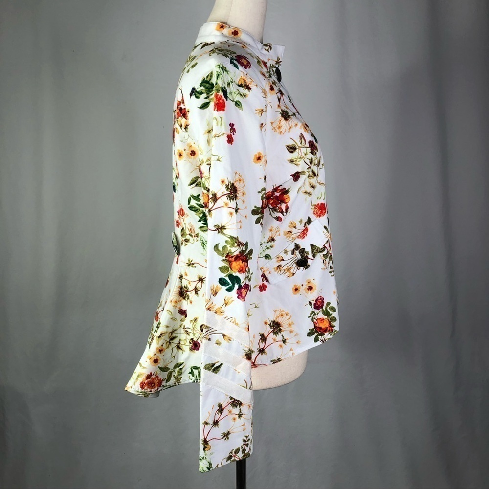 NWT Disney Colleen Atwood Alice through the Looking Glass floral jacket S - Picture 4 of 12